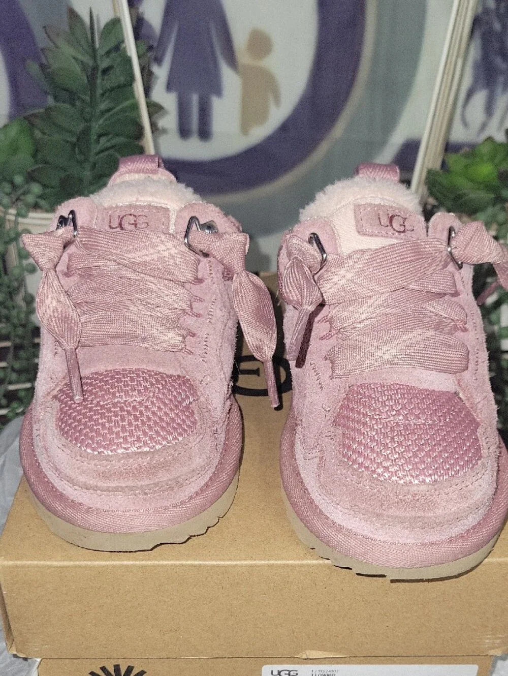 UGG Kids Pink Suede Lace-Up Booties